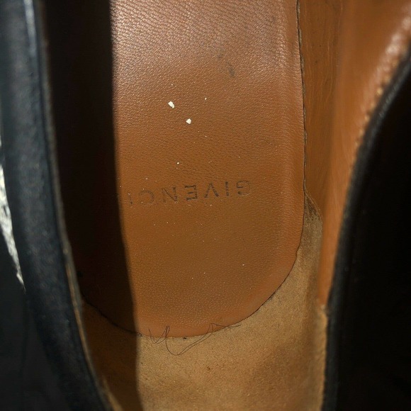 Givenchy Woman's Black & White Lace Leather Sneaker Flats‎ Size 39 (9) - Picture 6 of 11